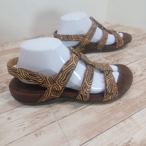 Vionic Orthotic Insole Footbed Brown Black Tan Cork Faux Woodgrain Size 9 Sandal - Picture 2 of 14